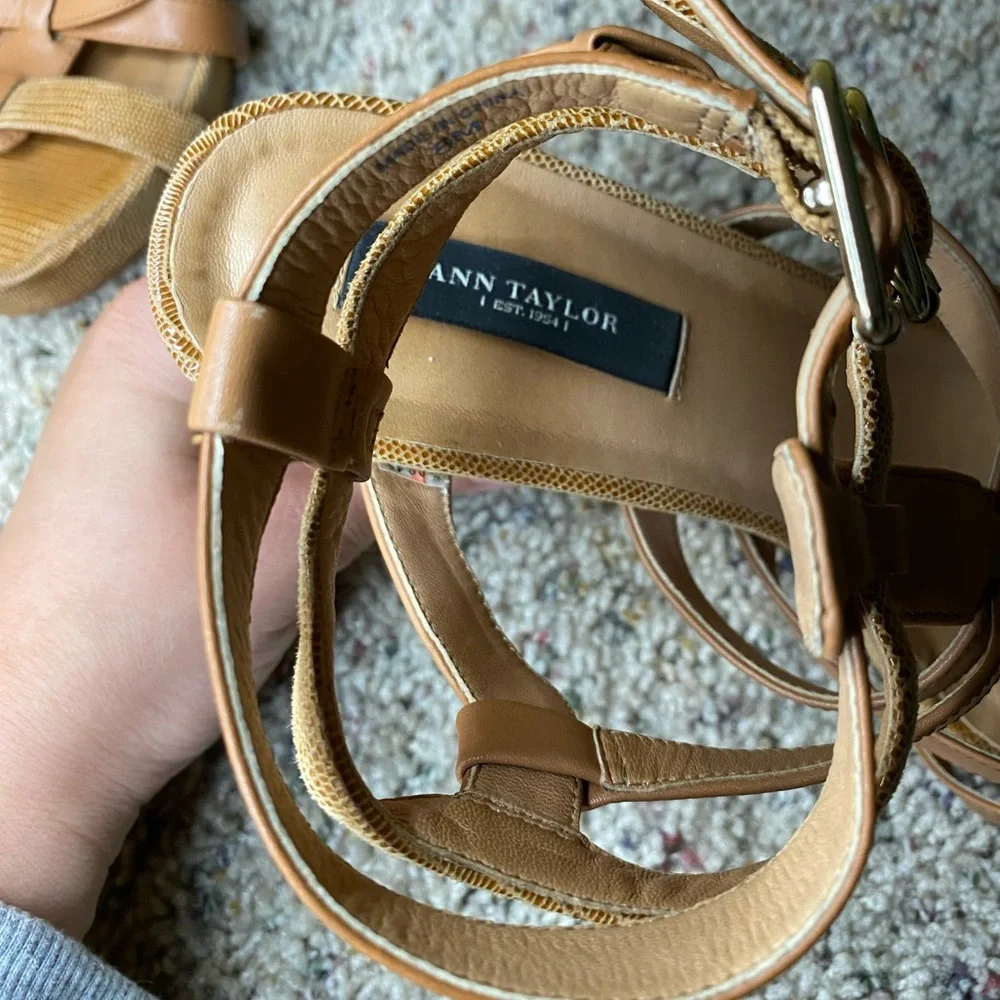 Ann Taylor Camel Brown Leather Strappy Open Toe Sandal Wedges